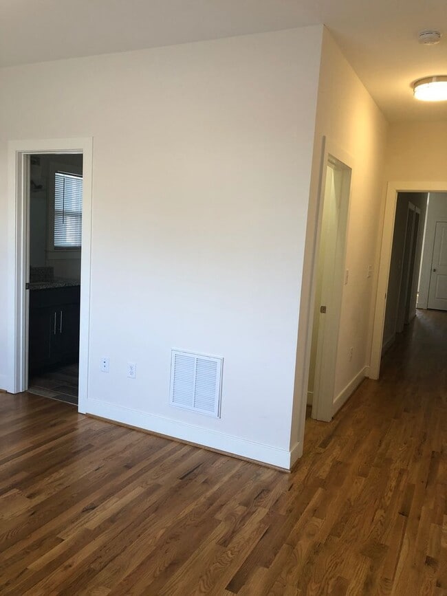 Photo - 6434 Elkhardt Rd Unit P