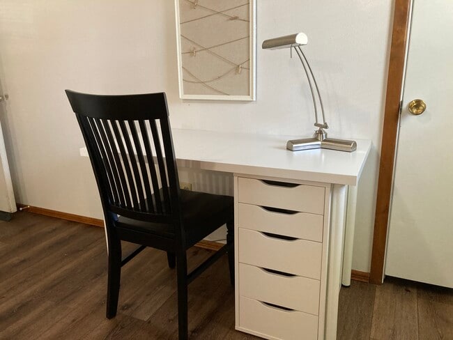 Photo - Elizabeth House