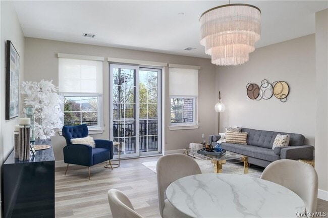 Photo - 6 N Midland Ave