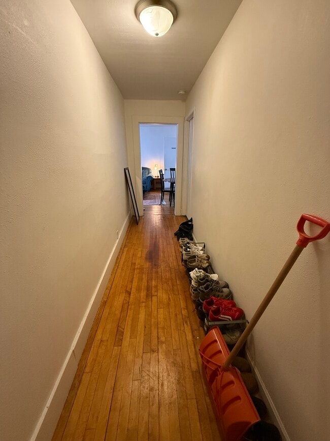 Photo - 525 Chippewa St