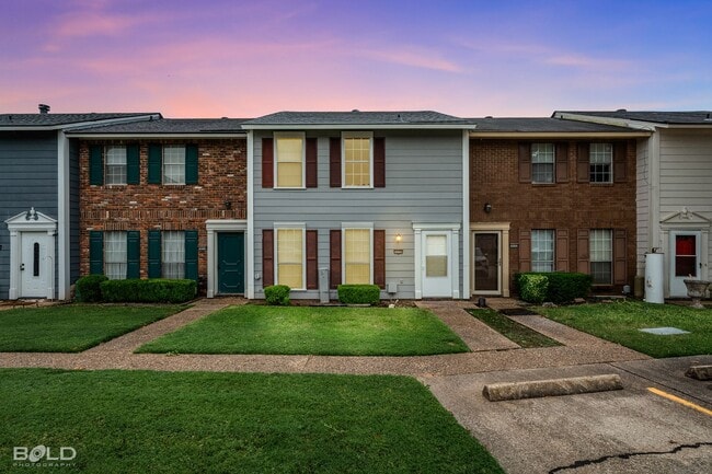 Photo - 3 bed 2 bath Town House