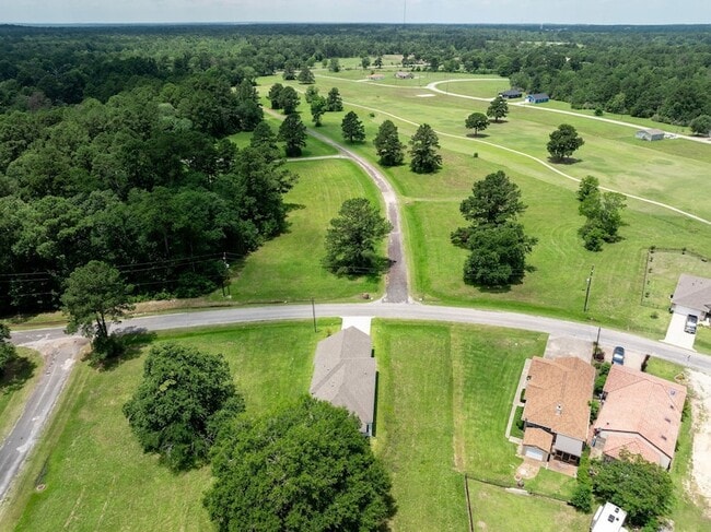 Photo - 68 Fairway Dr