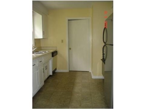 Photo - 3 Bedroom 2 Full Bath Home For Rent near Post!