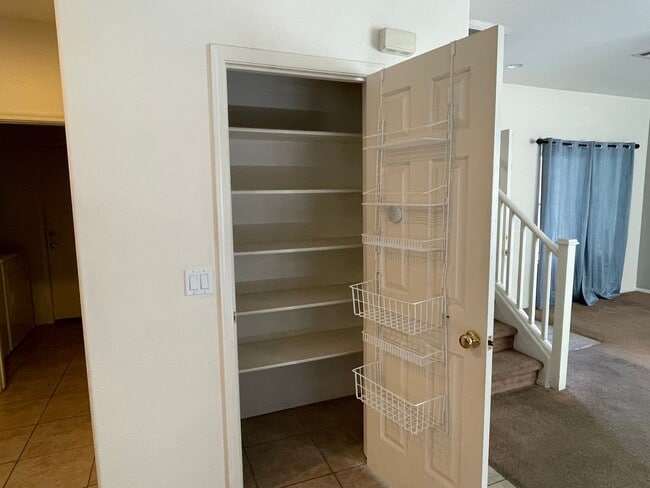 Photo - TWO WEEKS FREE ON 13 MO LEASE OAC/ COMMUNI...