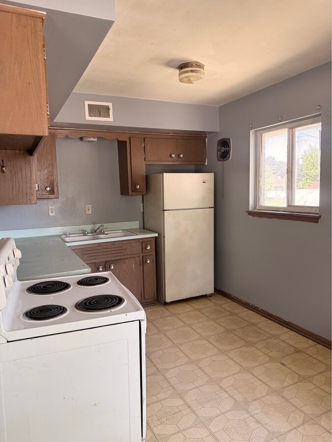 Photo - 8043 W Appleton Ave Unidad 4