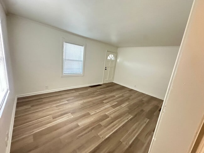 Photo - 2301 S Beacon St