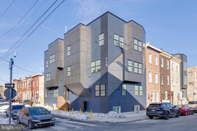 Photo - 715 W Cumberland St