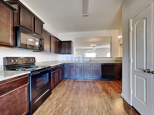 Photo - 1012 Summer Stream Rd