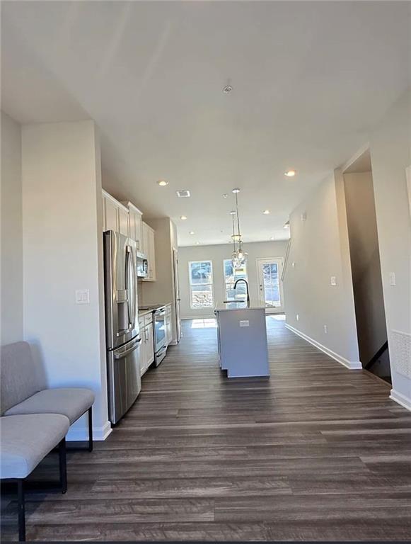 Photo - 341 Skylar Ct SE