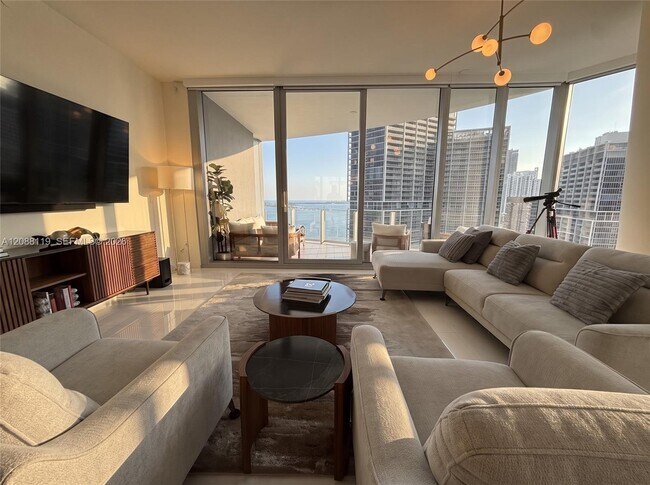 Photo - 300 Biscayne Blvd Way Unit 4007W