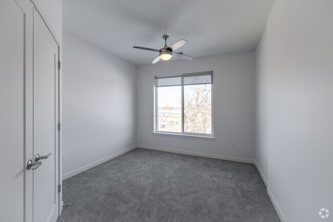 2BR, 2BA - 997SF - Second Bedroom
