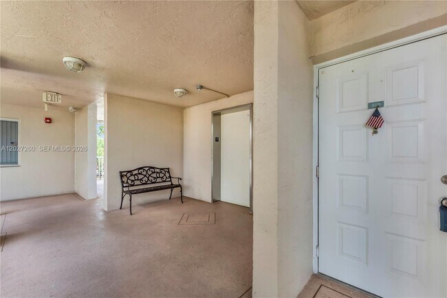 Photo - 9511 Weldon Cir Unit G308
