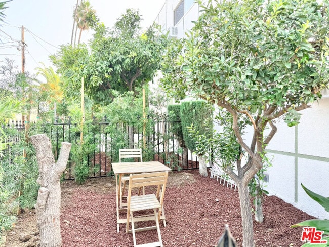 Photo - 3522 Bellevue Ave