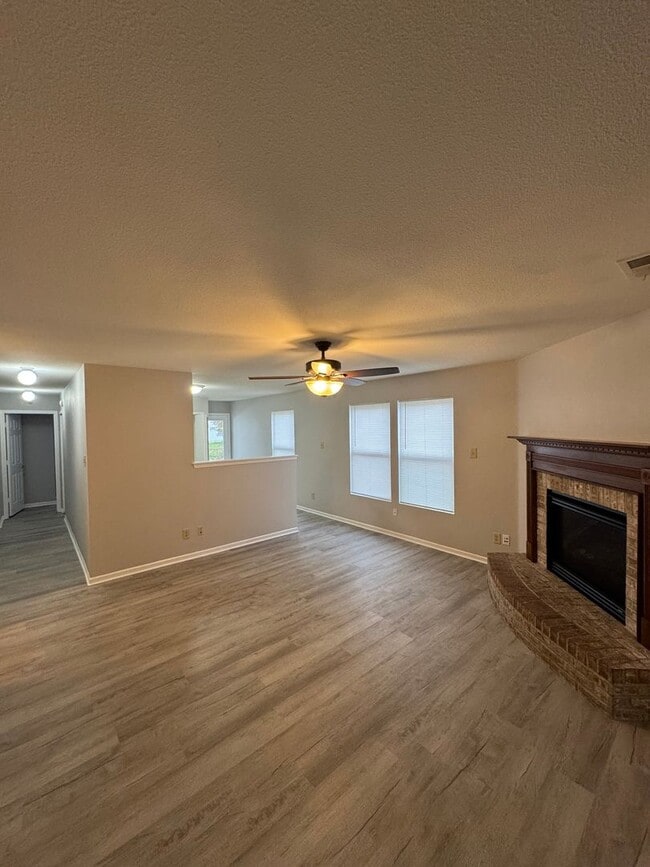 Photo - Camby - 3 BR ranch