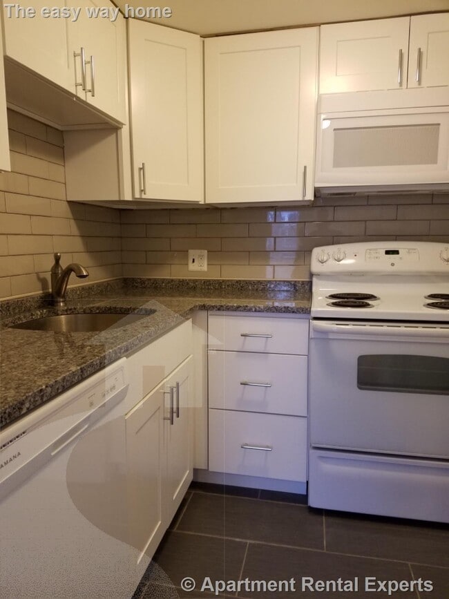 Photo - 524 Putnam Ave Unit #15