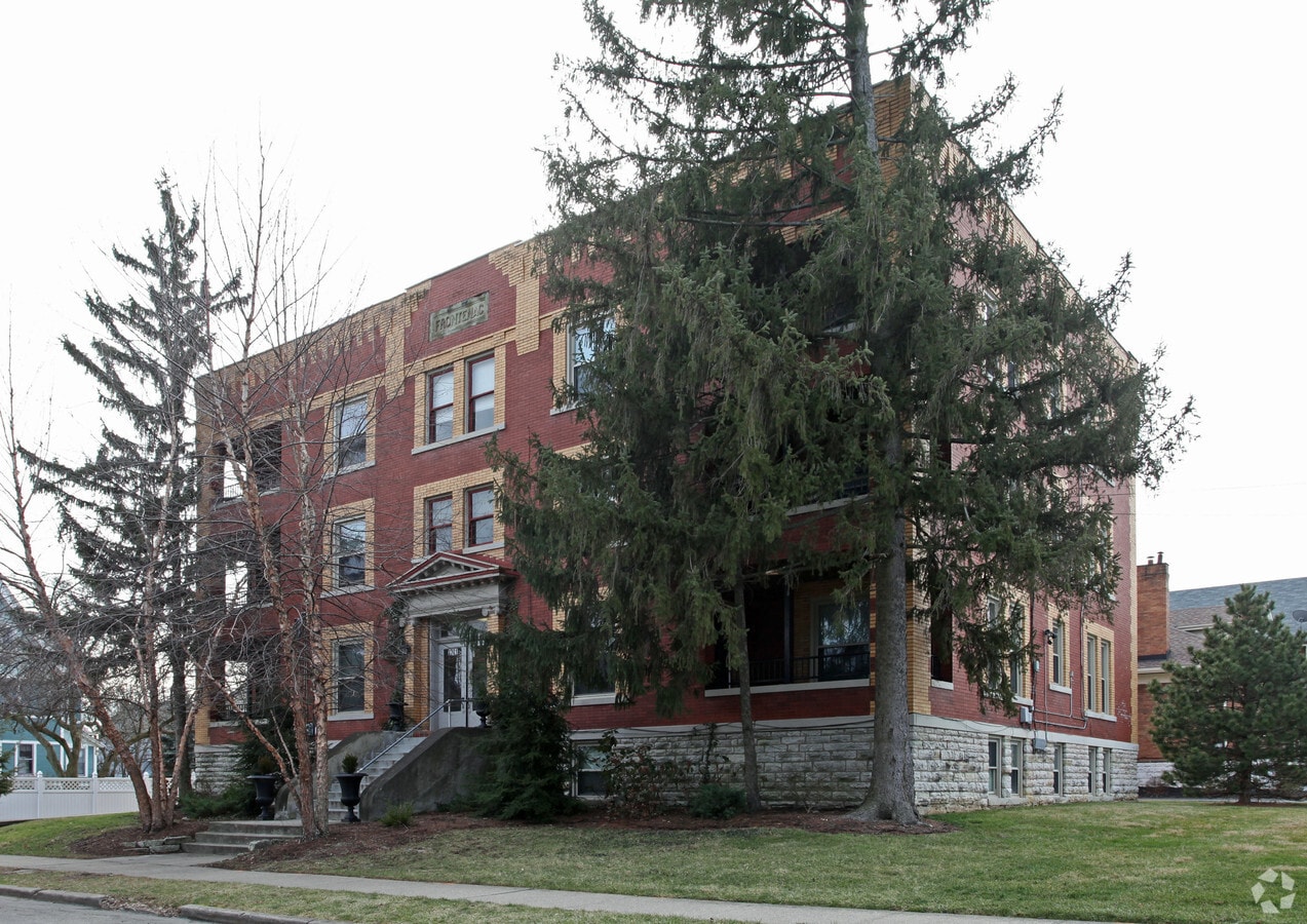 Photo - 2301 Hudson Ave Apartments