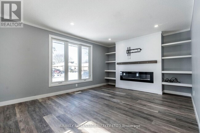 Photo - 162 Speight Blvd