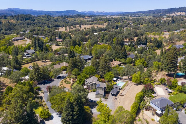 Photo - 230 Zinfandel Rd