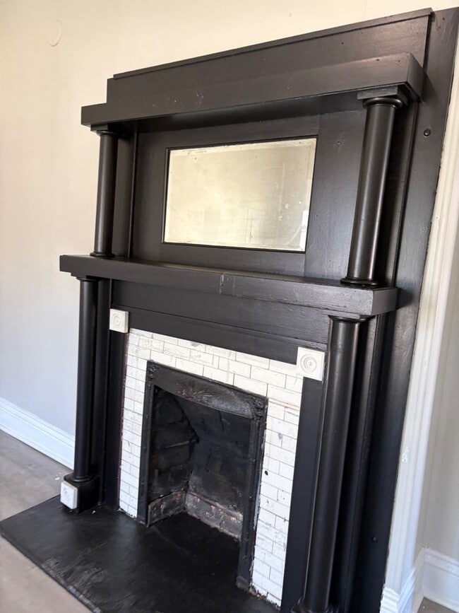 Photo - 2BR/1BA House with nice back yard LEASING SPECIAL - sign a 13-month lease by 7/31/2026 and secon...