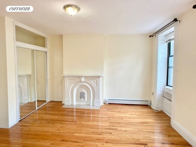 Photo - 259 Hewes St