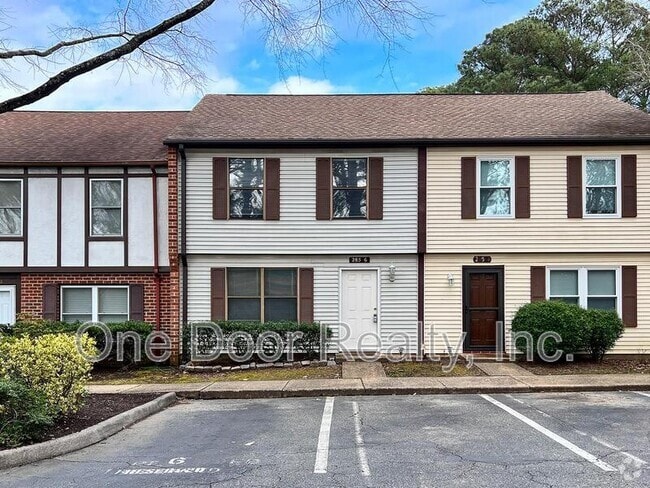 Building Photo - 285 Merrimac Trail Rental