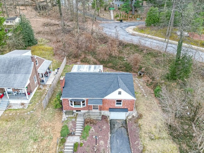 Photo - Charming 2-Bedroom Home with Garage in Mount Penn