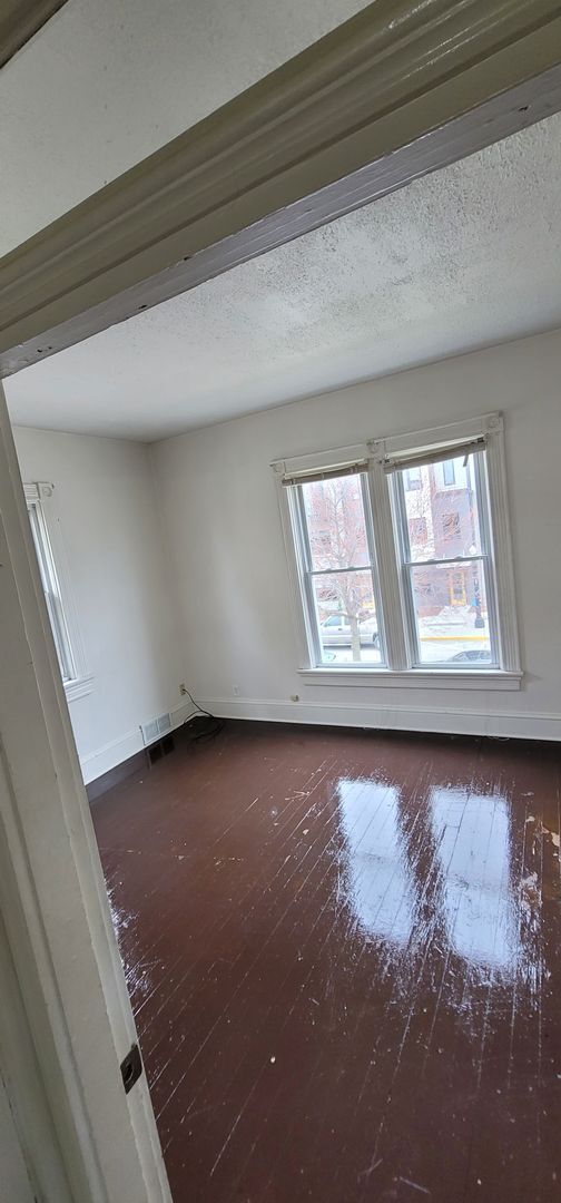 Photo - Brackenridge Duplex Unit Upper