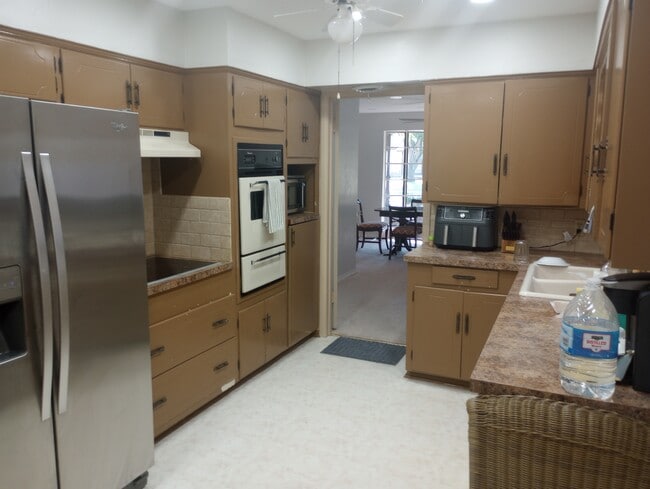 Photo - 1416 Hillside Dr