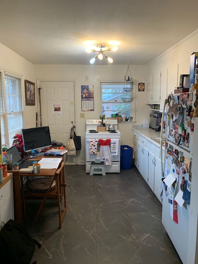 Photo - 417-427 Morton Ave Unit Morton Ave 417