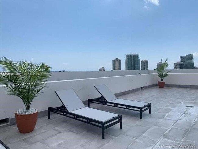 Photo - 2740 SW 28th Terrace Unit 203