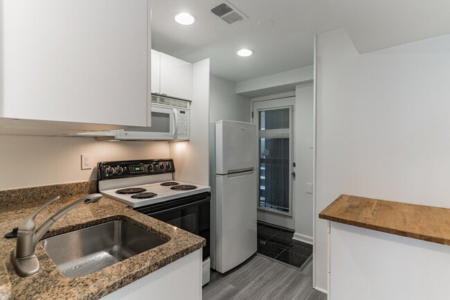 Photo - 1616 Corcoran St NW Unit 1