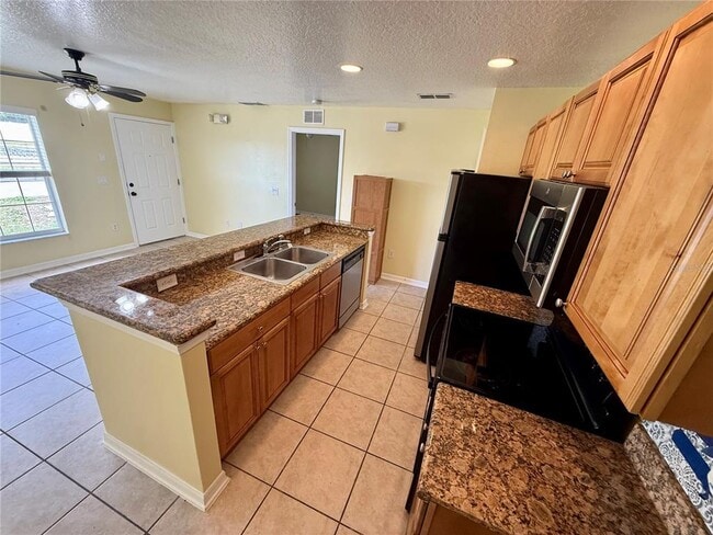 Photo - 121 Melissa Pl