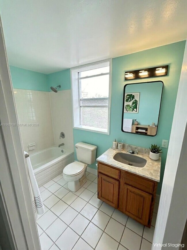 Photo - 1010 Seaway Dr Unit F