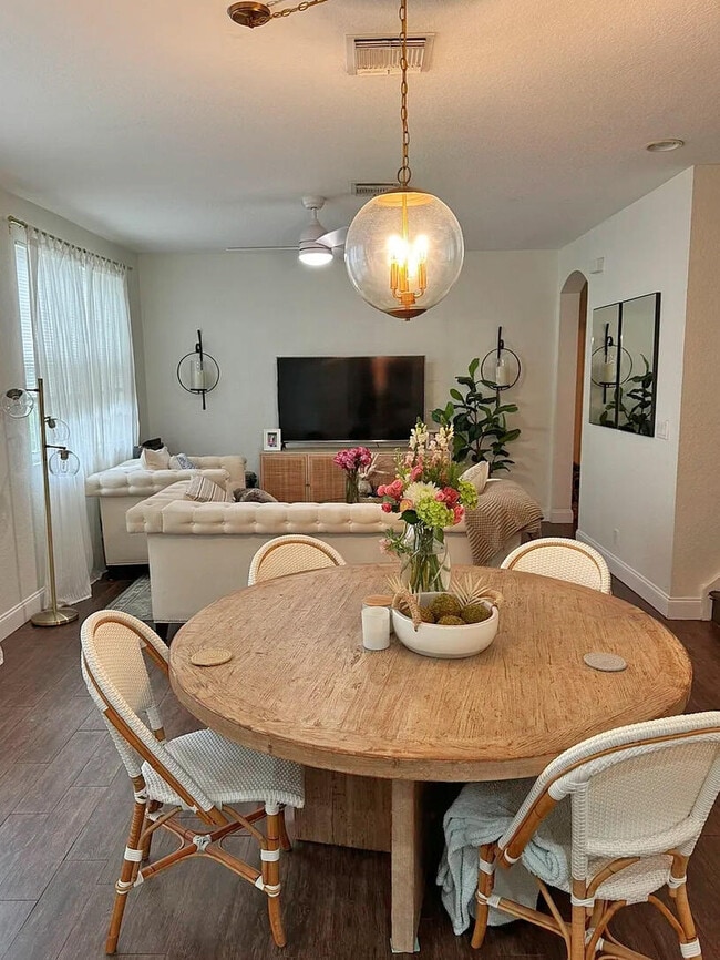 Photo - 4533 Highgate Dr