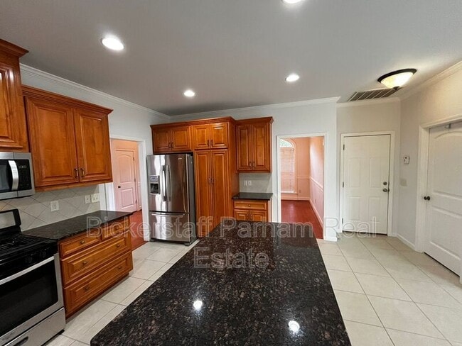 7013 Imperial Way