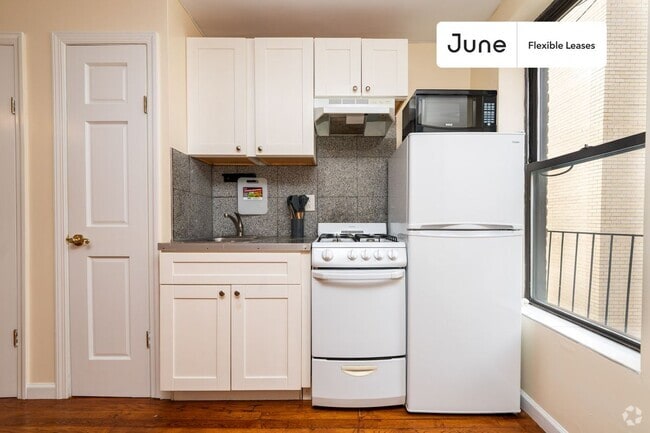 Building Photo - 1365 1st Ave Rental