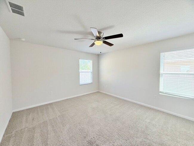 Photo - 5719 Guinevere Ln