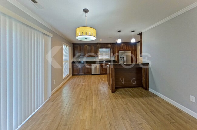 Photo - 706 Hickory Ave