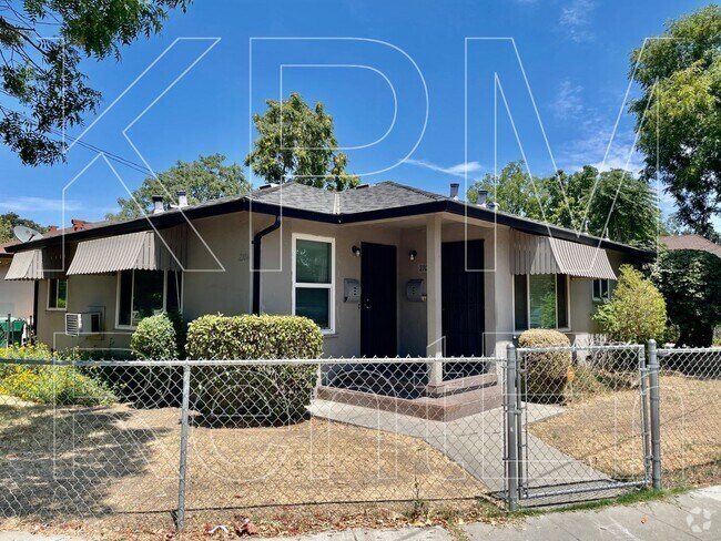 Building Photo - 2104 N Sutter St Rental