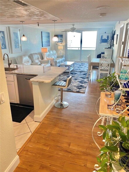 6035 Sea Ranch Dr Unidad 901