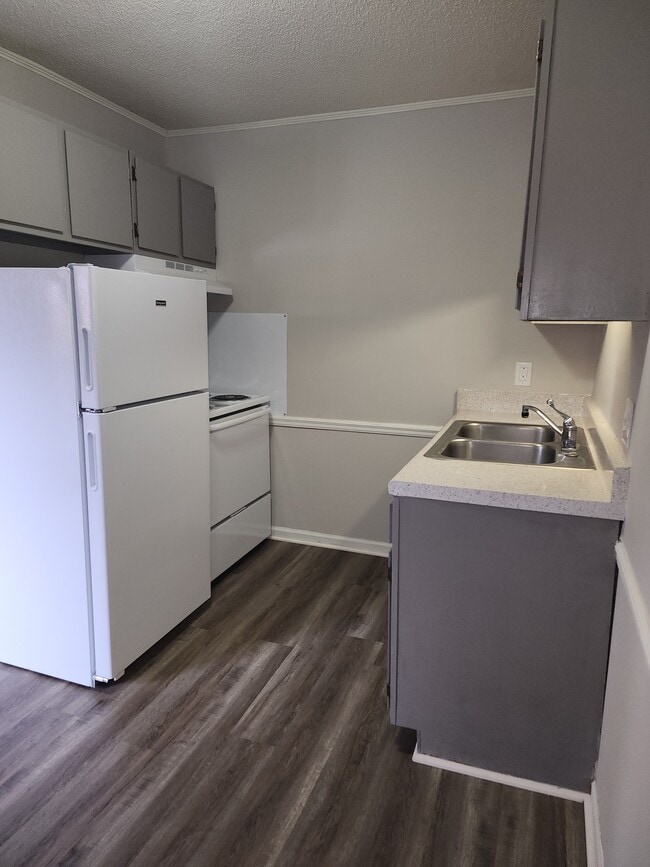 Bethabara Garden Apartments