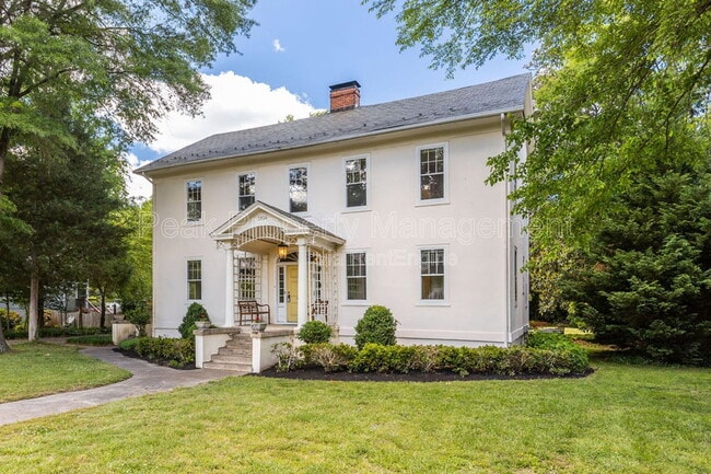 Photo - 1404 Wilmington Ave W