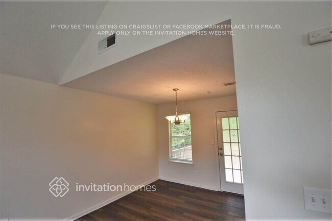 Photo - 464 Gresham Dr