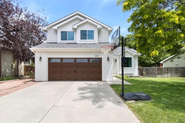 Building Photo - 4212 Fall River Dr