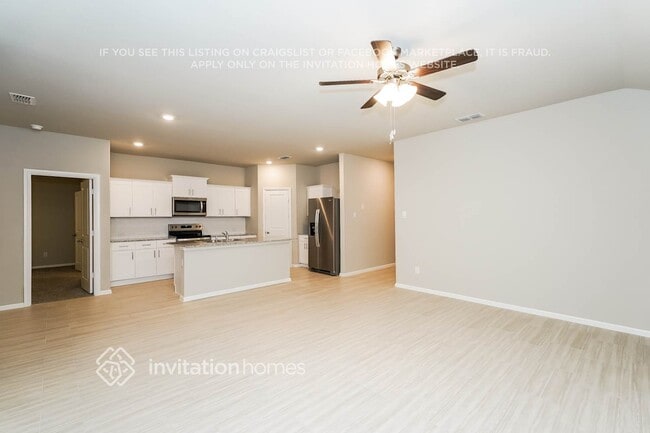 Photo - 424 Kaufman Dr