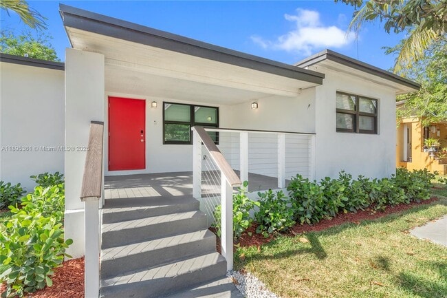 Photo - 220 NW 134th St