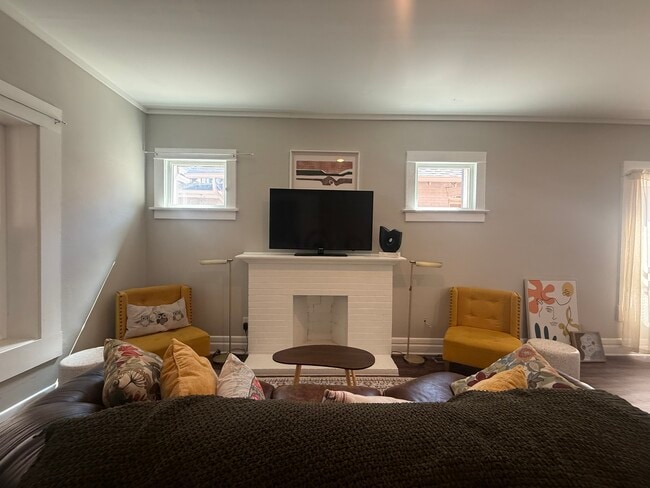 Photo - 1065 Colorado Blvd