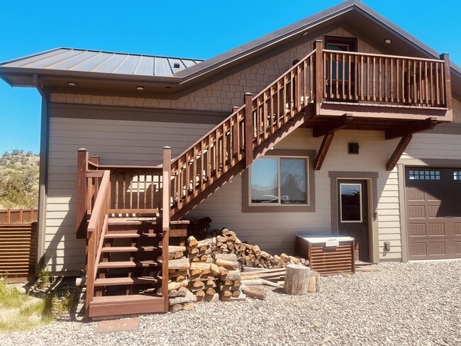 Building Photo - 4 Rattlesnake Rd