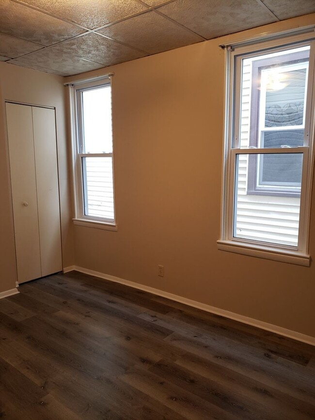 Photo - 327-329 W. King Street Unidad Apt. 1