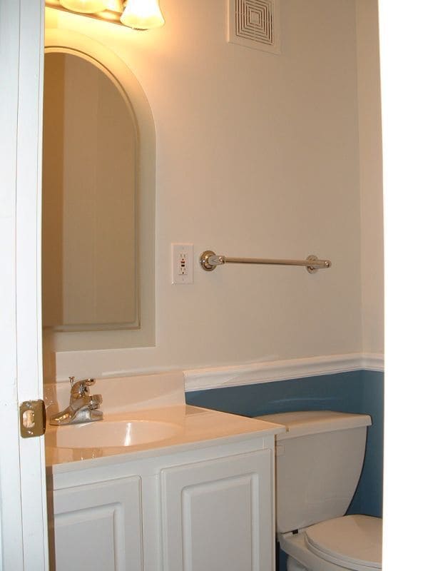 Photo - 3 Bed Condo Reduced to only $1,199/BR (Was $1,490) Unit REN1-410 BR1 (Smaller BR on left) (HOLR)